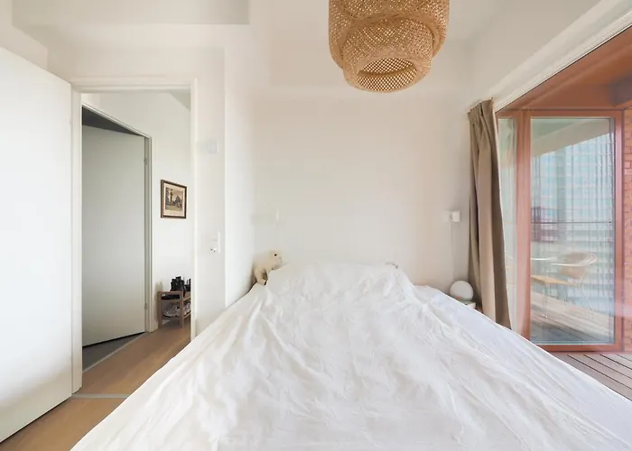 New Danish Design Flat - 10 Minutes To City Centre
