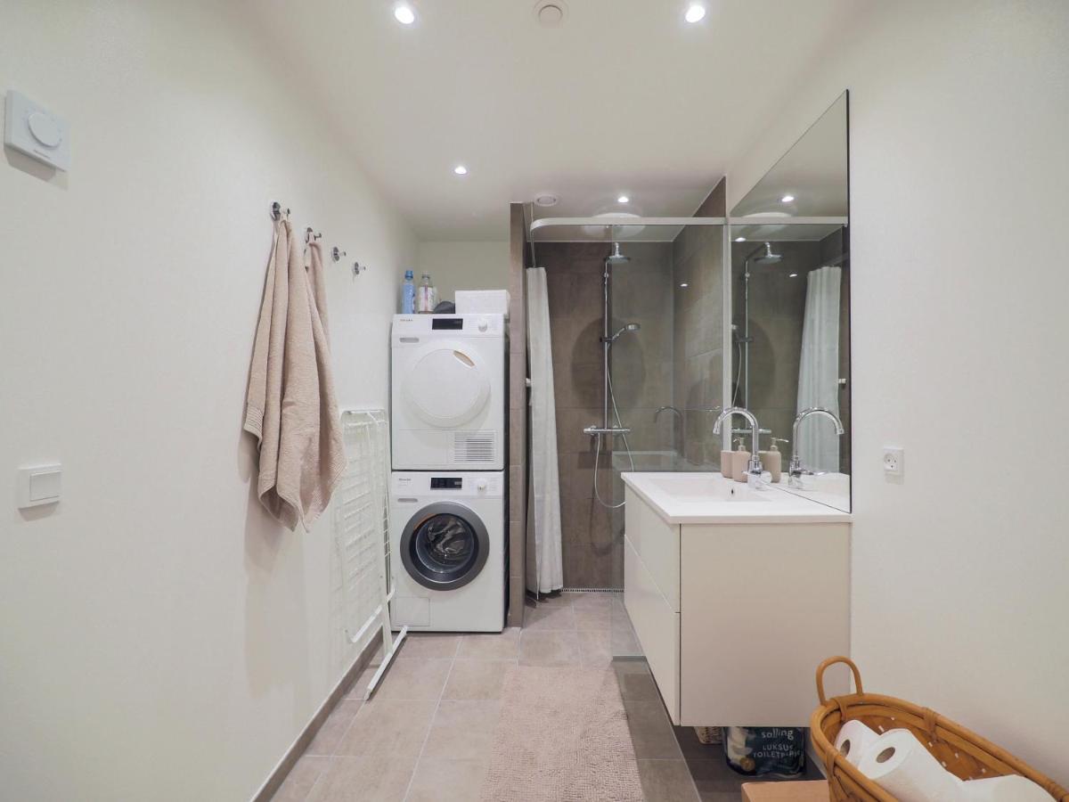New Danish Design Flat - 10 Minutes To Centre Апартаменты *