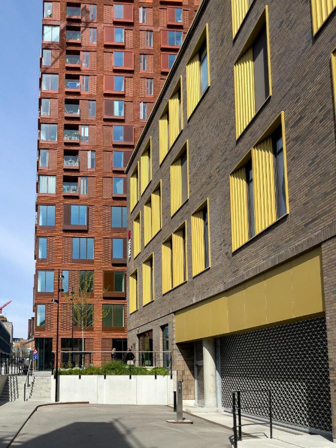 New Danish Design Flat - 10 Minutes To Centre Апартаменты *